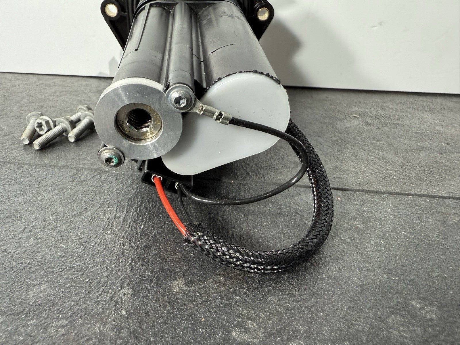 341dff9e-430b-4662-8b7c-1133995ac7d4