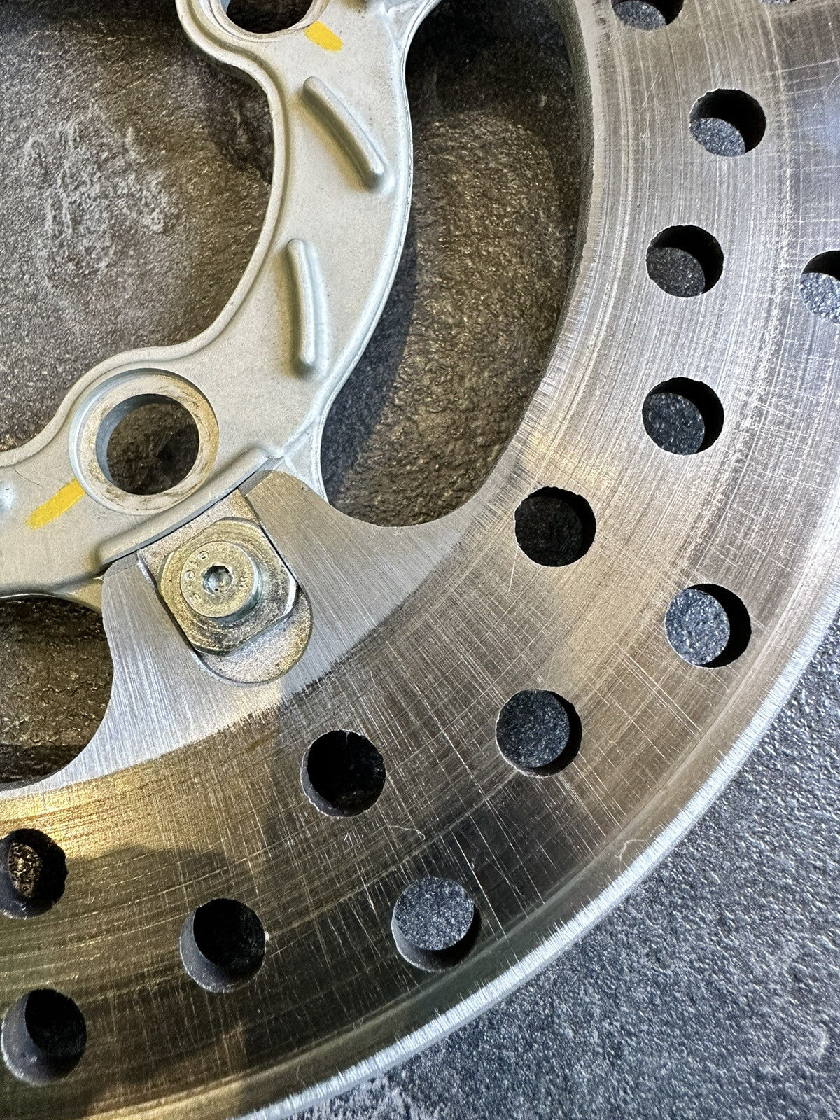MV AGUSTA Dragster 800 RR LH44 2017 Rear Brake Disc Rotor Carrier Only 274 Miles