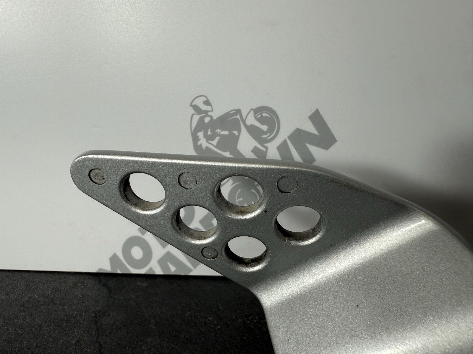 Yamaha YZF R125 R 125 2014 Left Rearset Footrest Mount 26983 Miles 2008-2018