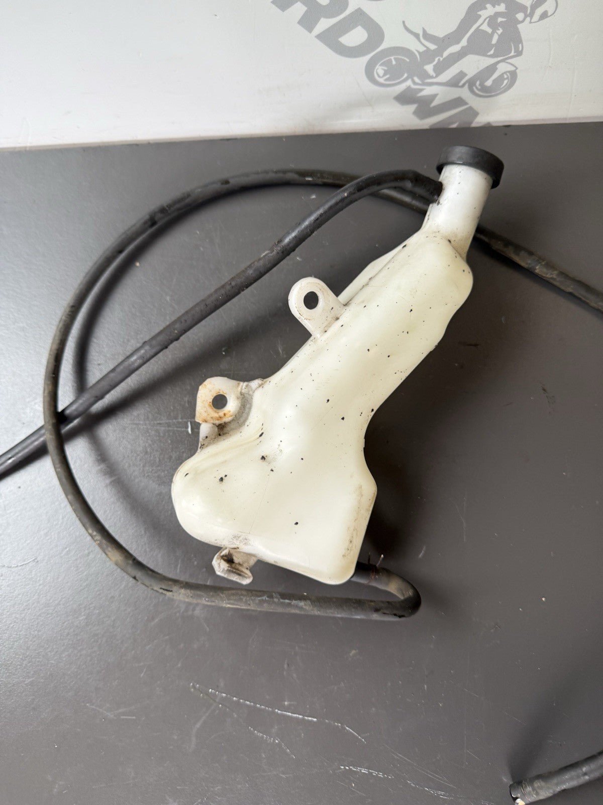 Suzuki GSXS 125 Water Coolant Header Bottle Radiator Coolant Bottle 2017-2021