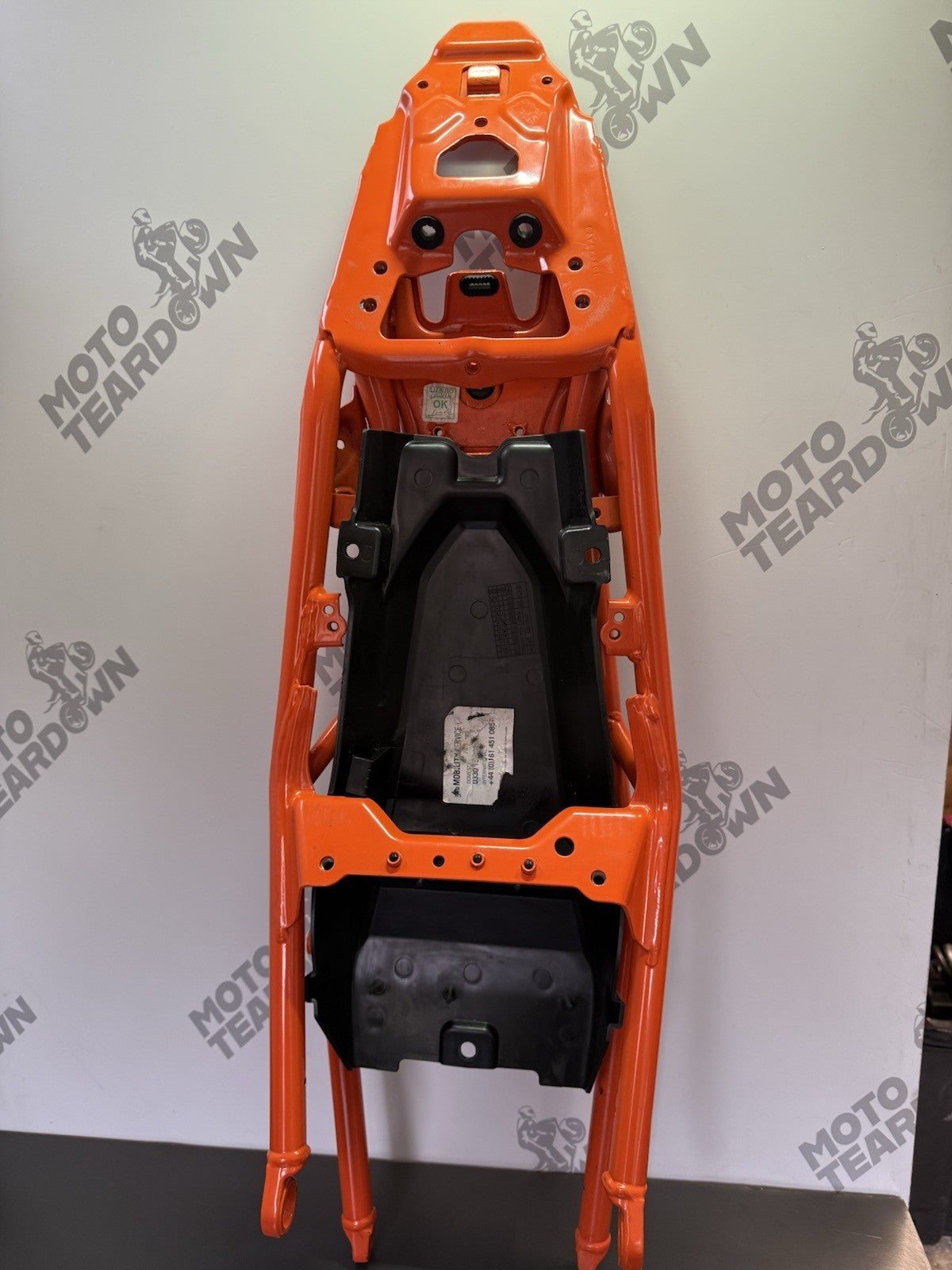 e20e9cb0-6db6-4dc6-bfd5-cee088191a43