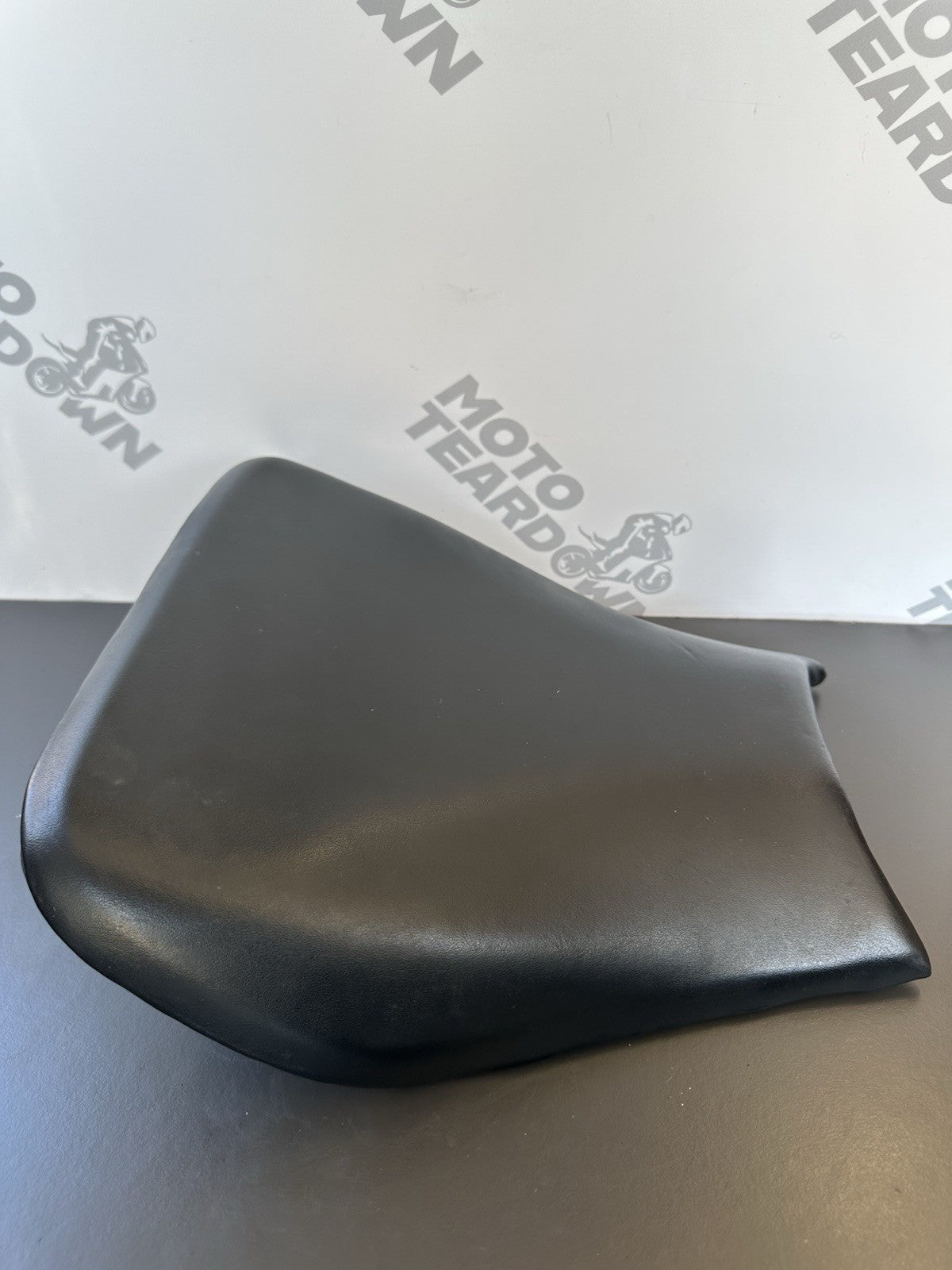HONDA CBR1000RR FRONT SEAT RIDER SADDLE CBR1000 RR FIREBLADE 2004-05 CBR 1000RR