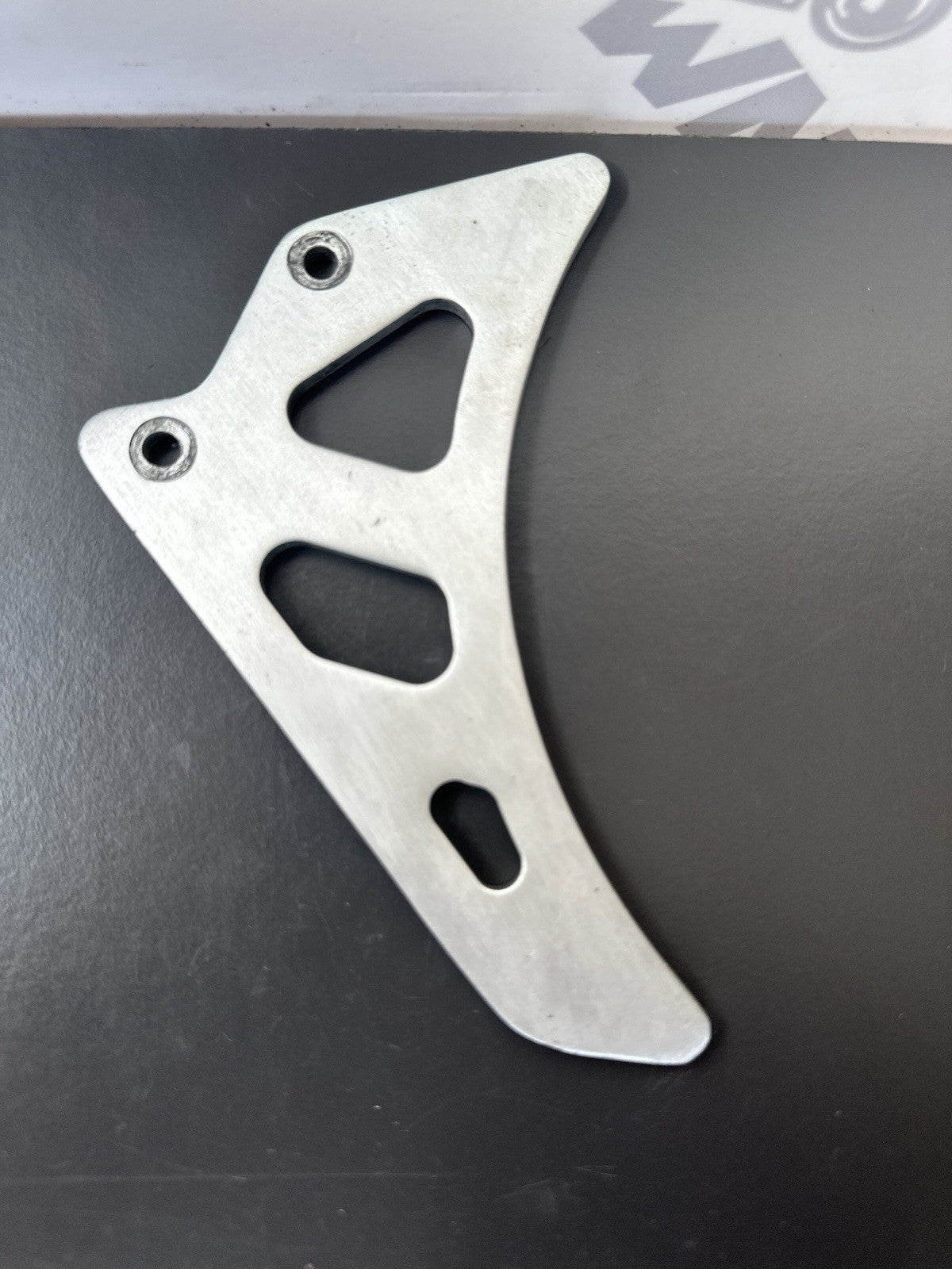 Triumph Speed Triple 1050 2011-2015 Chain Alloy Chain Guard Chain Guard OEM