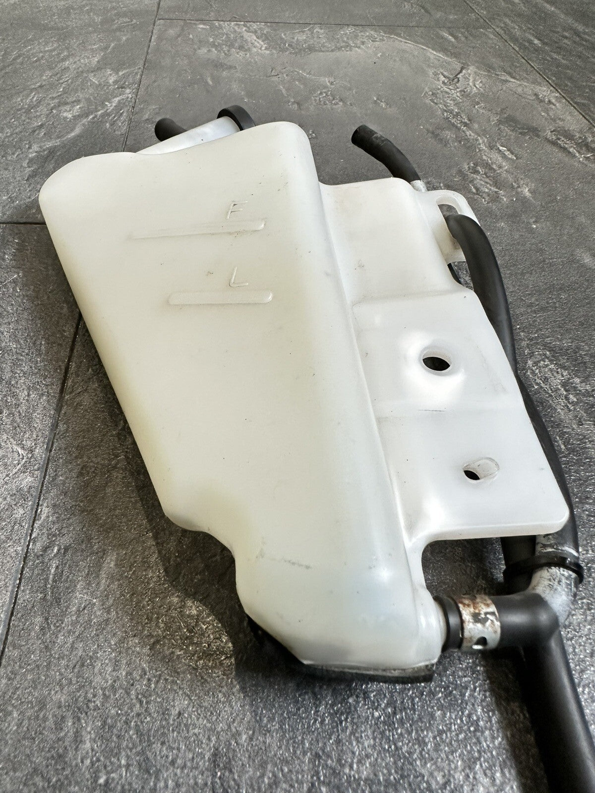 Suzuki GSXR 1000 2009 Coolant Expansion Tank Reservoir 2009-2016 Only 9715 Miles