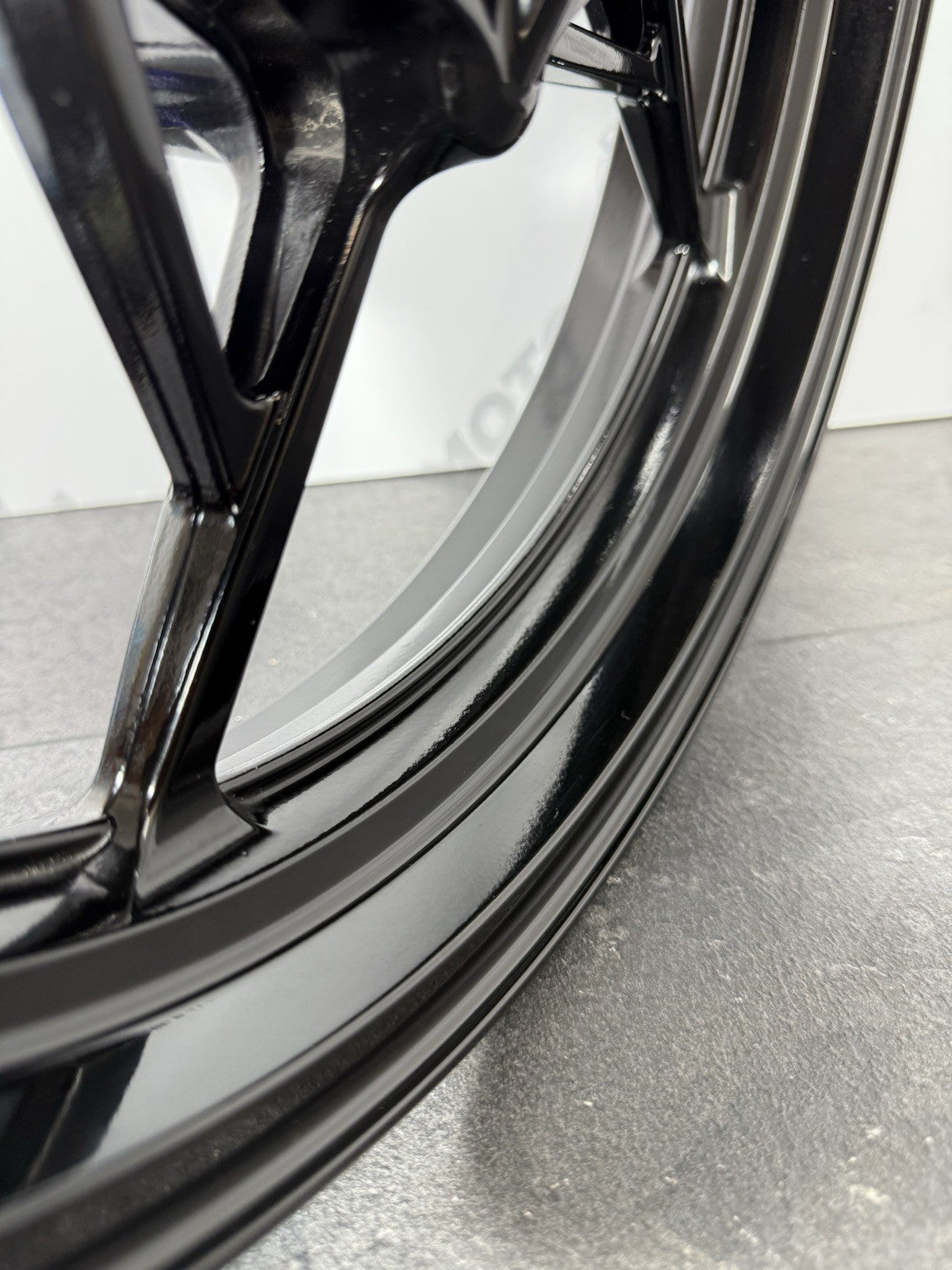 81cb0331-f245-40e0-aade-d8768d5588f7