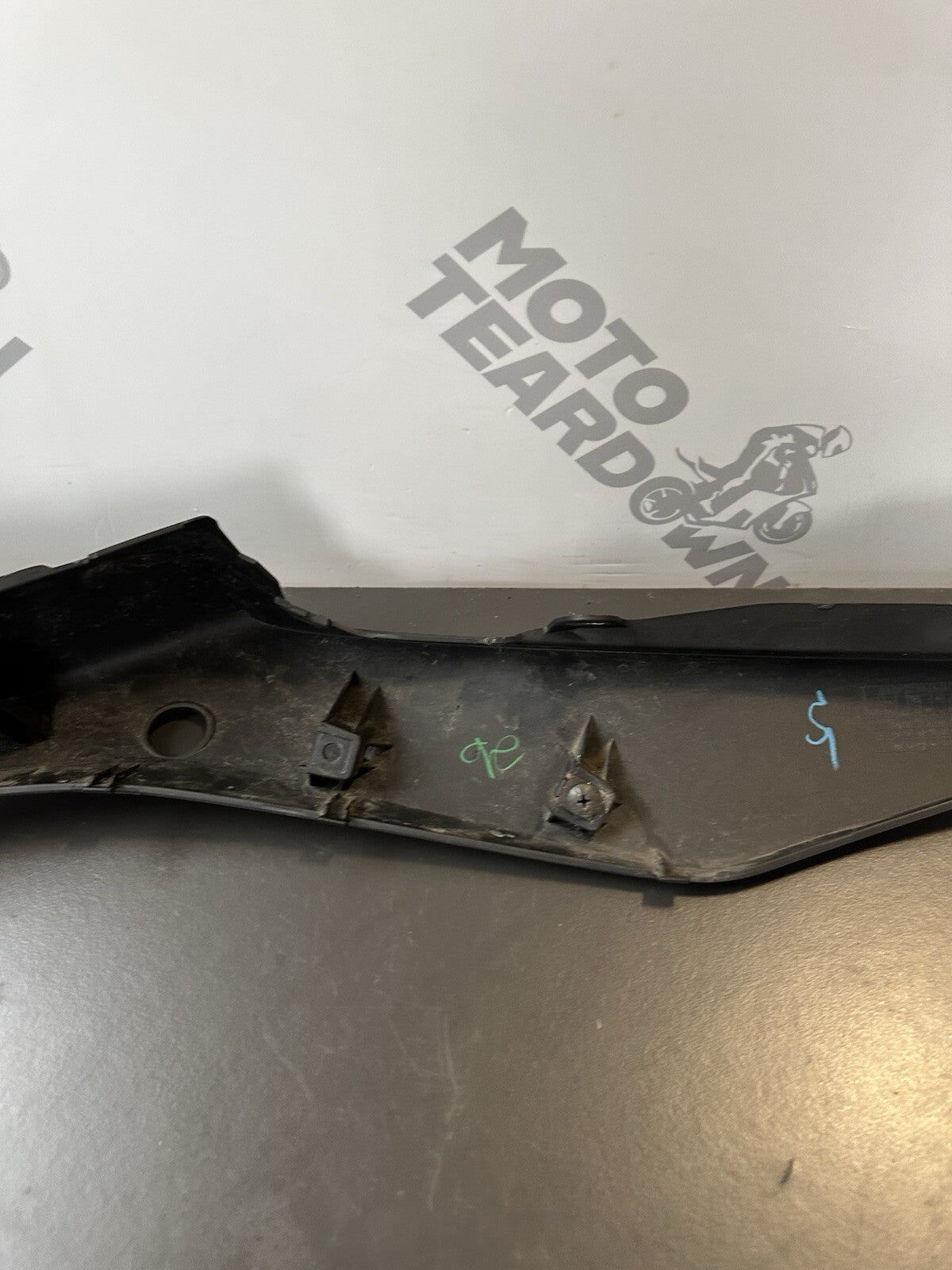 Yamaha MT03 MT-03 Left Rear fairing panel rear left wing Panel 1WD-F1711-00 OEM