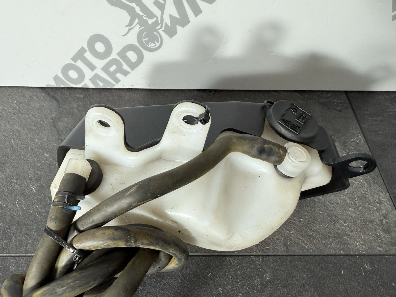 c615dfb1-e3dc-4bdb-ae0e-8ba2ee43a1b7