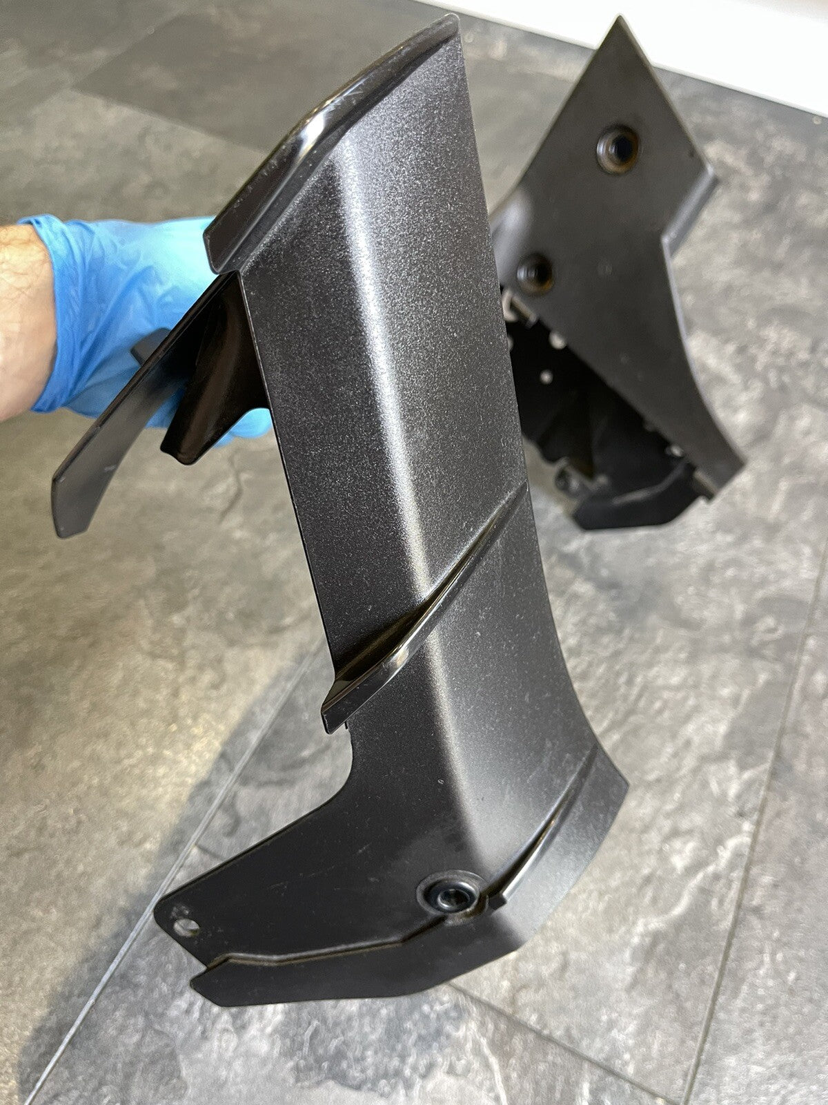 Aprilia Tuono V4 1100 Factory 2017 Radiator Surround Fairing 9262 Miles RSV4