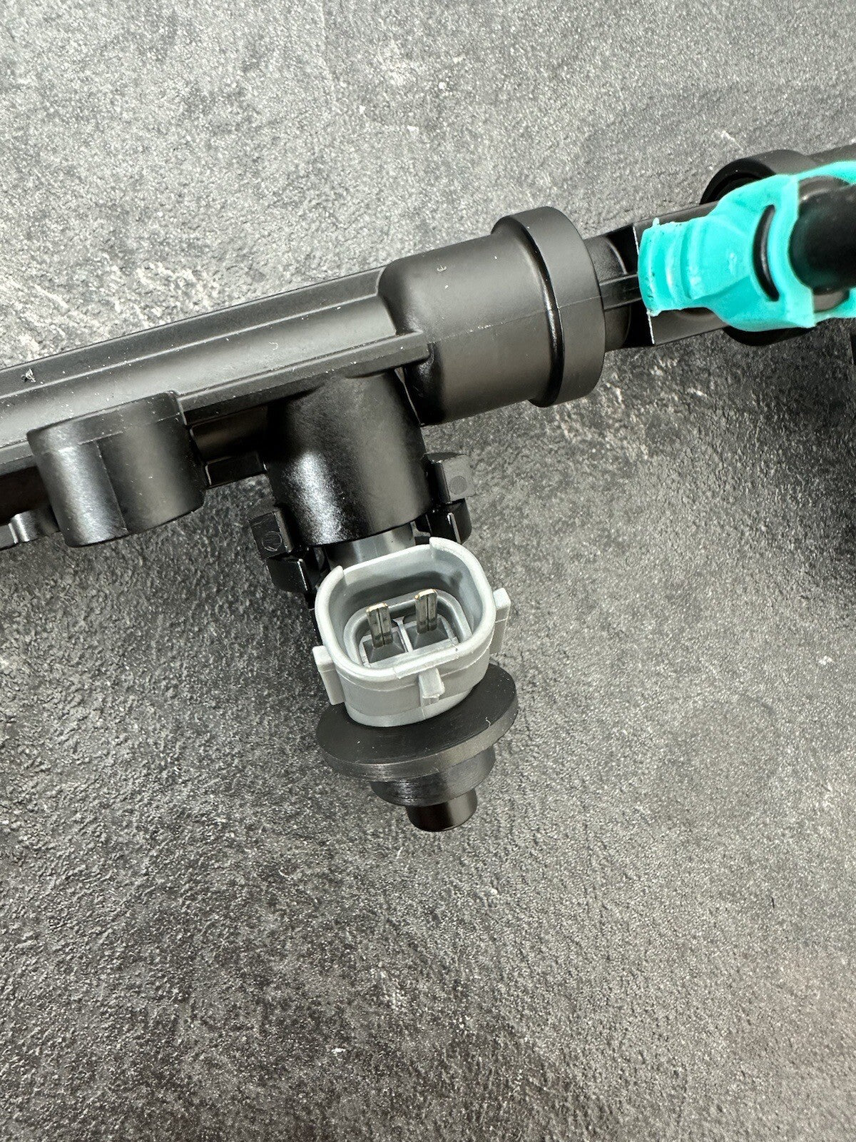 Honda Fireblade CBR1000RR 2019 Secondary Fuel Injectors 2017 2018 OEM 4000 Miles