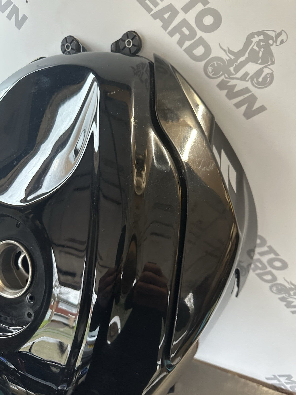 Suzuki GSXR600 GSXR750 Petrol fuel tank 2011 - 2016 GSXR 600 750 L1-L6 UK ONLY