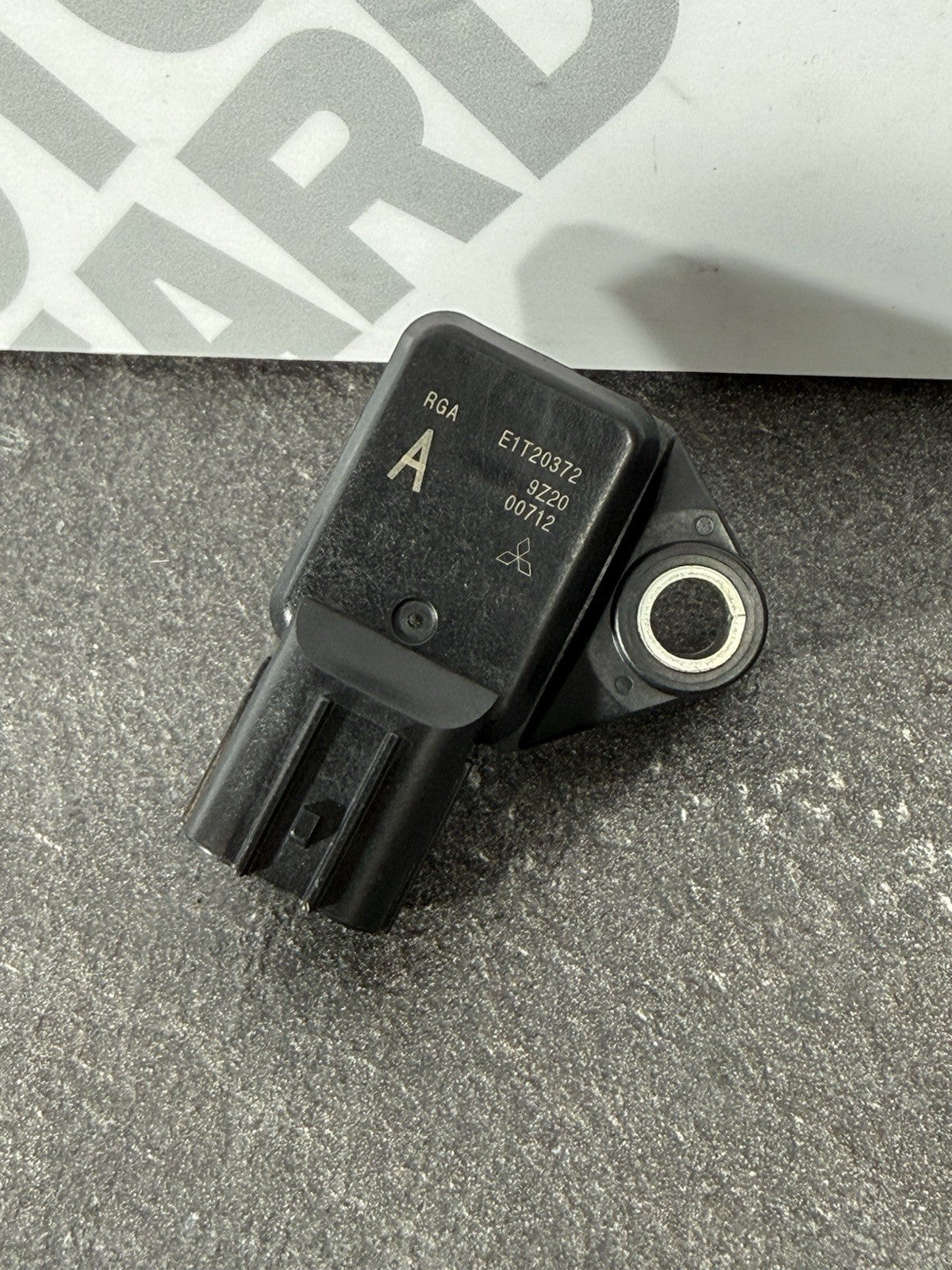 b64dd9df-eb7b-4ace-8f3a-a4f4cd6fb3c8