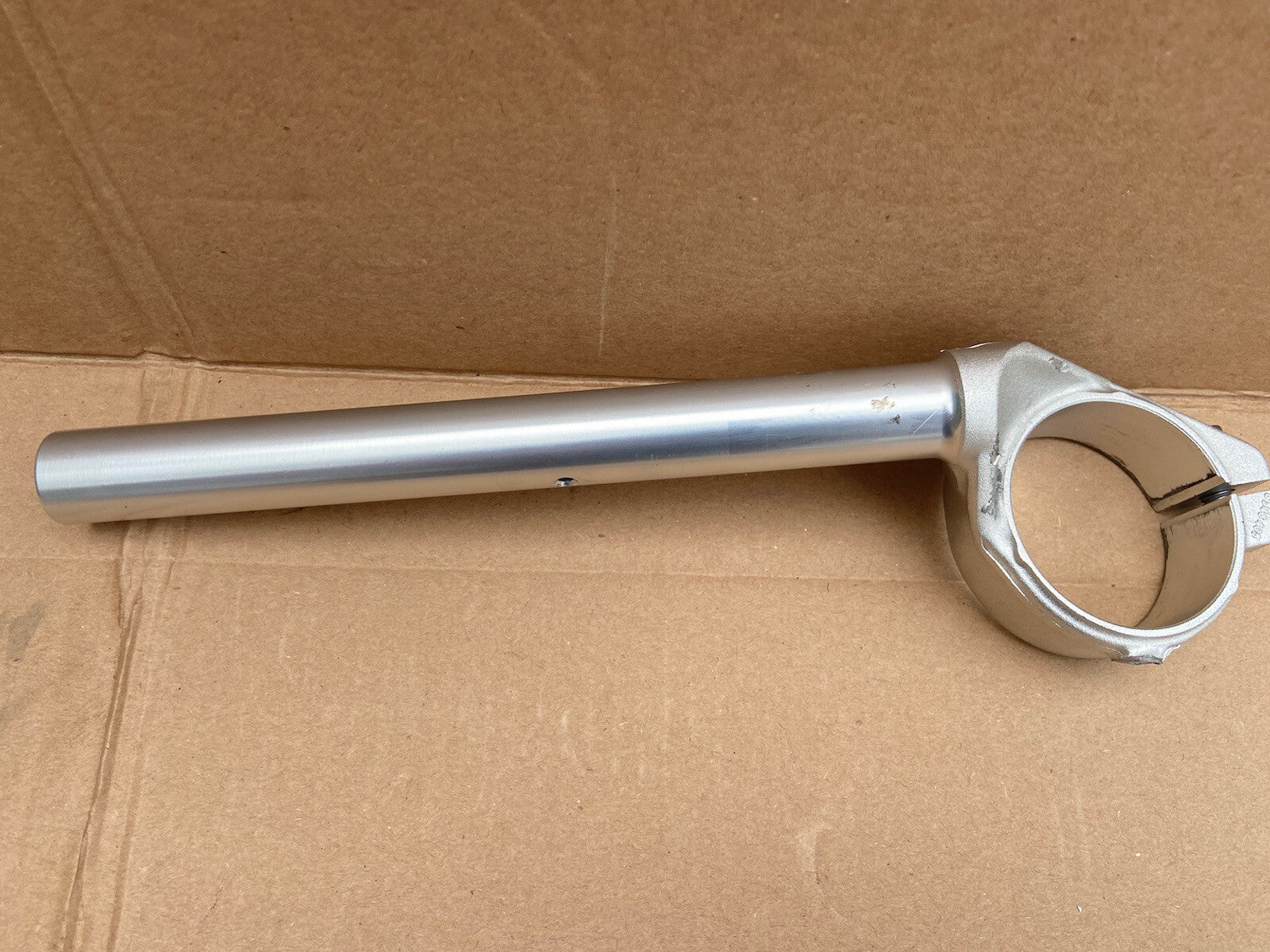Genuine BMW S1000RR Left handle bar clip on Left Clip On OEM 8548405 DAMAGED