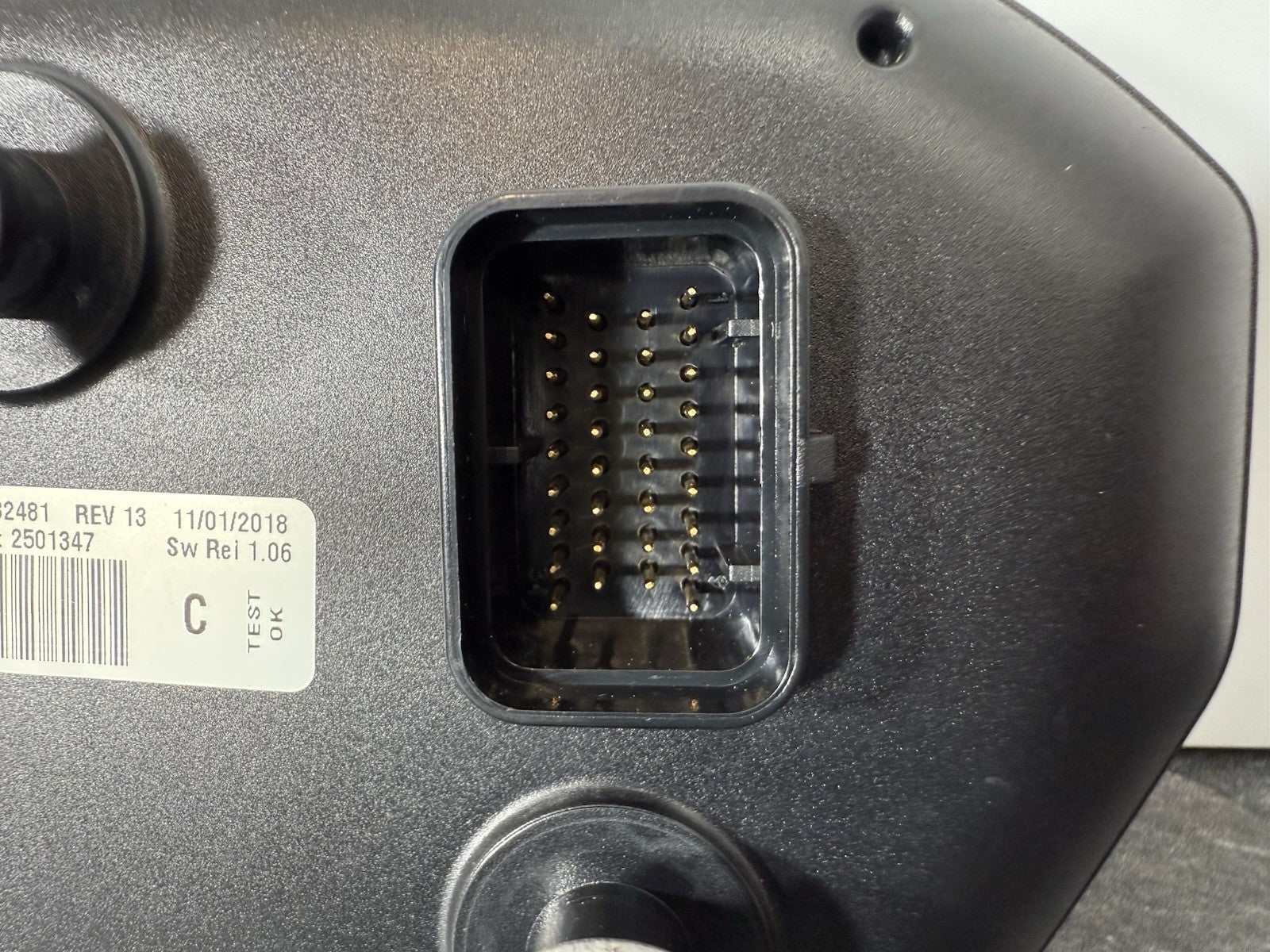 40ee0e16-3f76-4a63-a4fb-bf247f983736