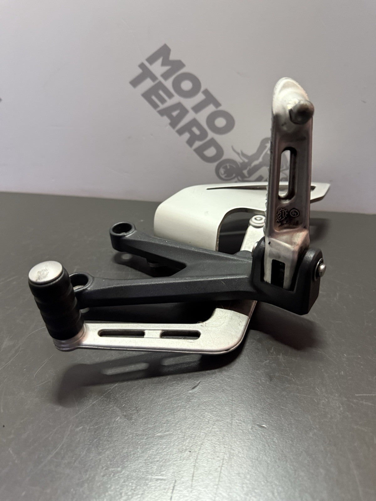 13bd1540-eeac-47aa-bb35-1ff3fa86928b