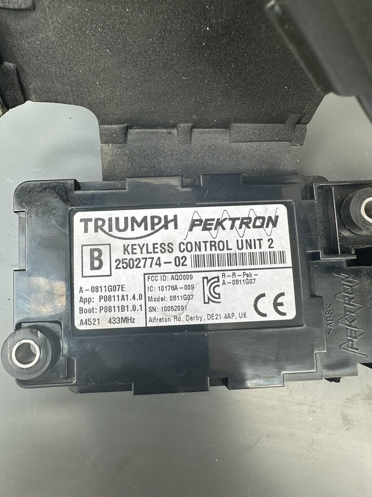 Triumph Speed Triple 1200 RR 2022 Keyless Control Unit T2502774 1200RR KCU OEM