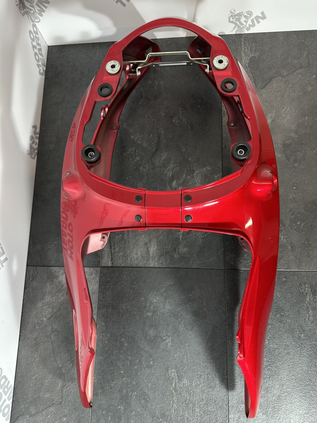 Suzuki GSXR 1300 2016 HAYABUSA Rear Tail Fairing Seat Surround 18408 Miles OEM