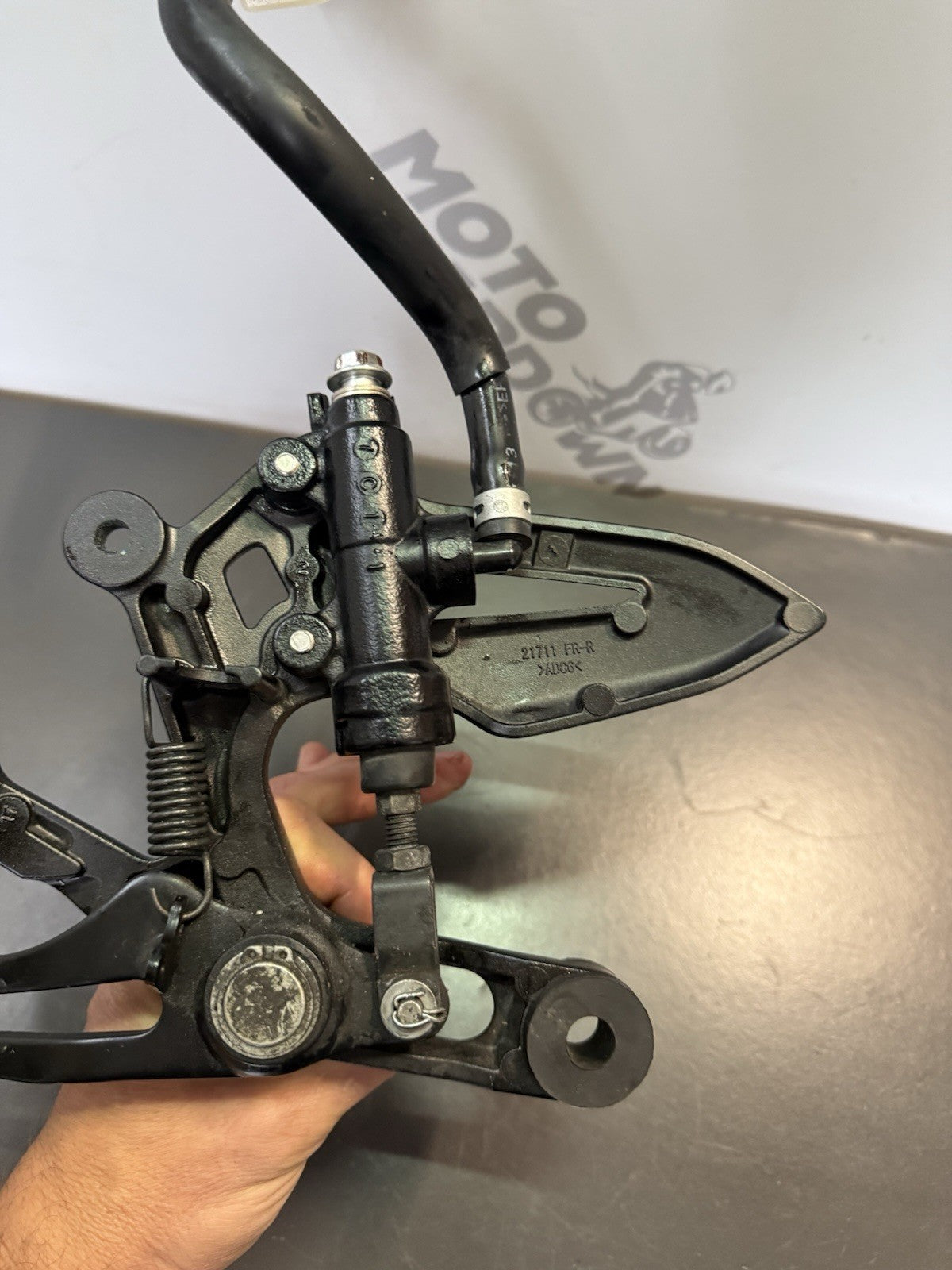 9f983142-9c50-4d2c-b0cc-f9080899363d