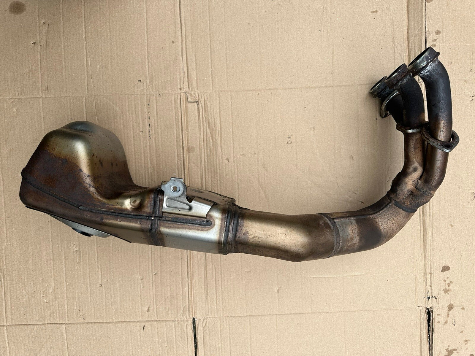 Yamaha MT-09 SP 2022 exhaust manifold downpipes MT09SP EXHAUST Downpipes OEM