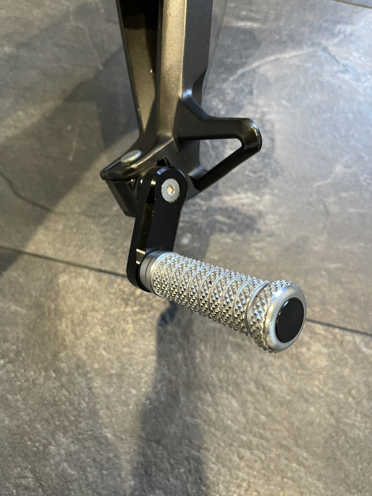 Yamaha MT10 SP 2019 Left Pillion Footrest 10953 Miles R1 2CR 2017-2021