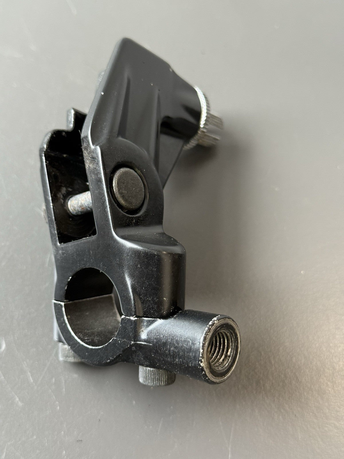 TRIUMPH TRIDENT 660 CLUTCH PERCH CLUTCH BRACKET YEAR 2021-2024 OEM