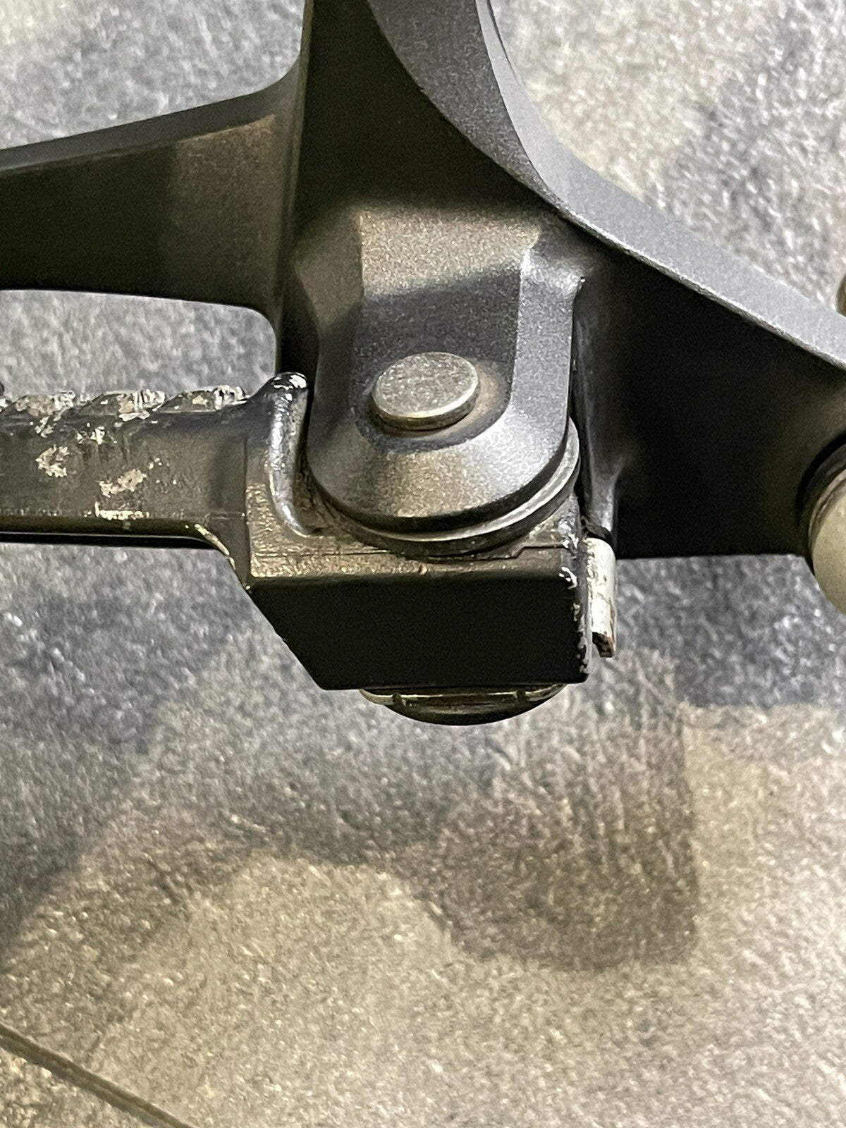Kawasaki Ninja ZX10R 2016 Right Pillion Footrest Exhaust Hanger 2017-2020 18266m