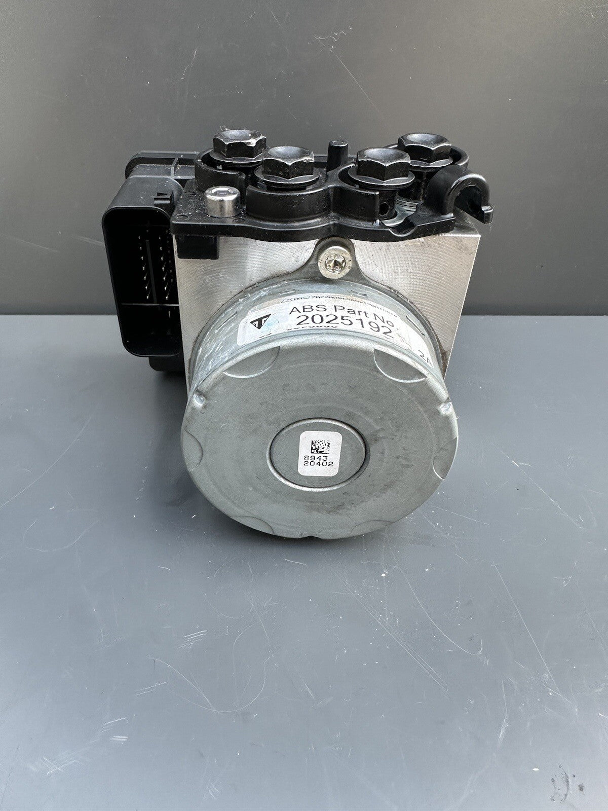 TRIUMPH SPEED TRIPLE 1200 RS 1200 RR ABS Pump - T2025192 OEM 2021 1200RS PUMP