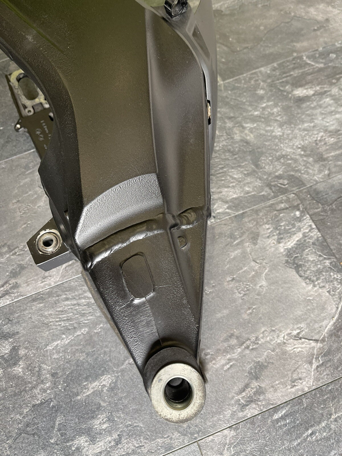 Suzuki GSXR 750 2015 L5 Swingarm Rear GSXR600 2011-2018 15287 Miles OEM