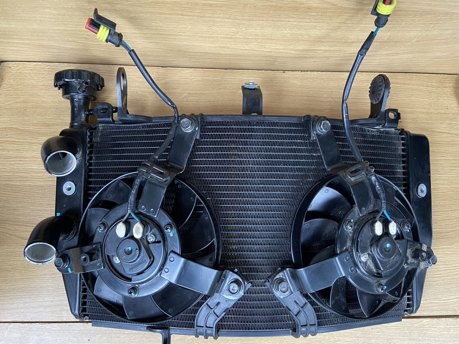 Ducati Supersport radiator With Fans, Coolant Radiator And Fans Supersport Rad