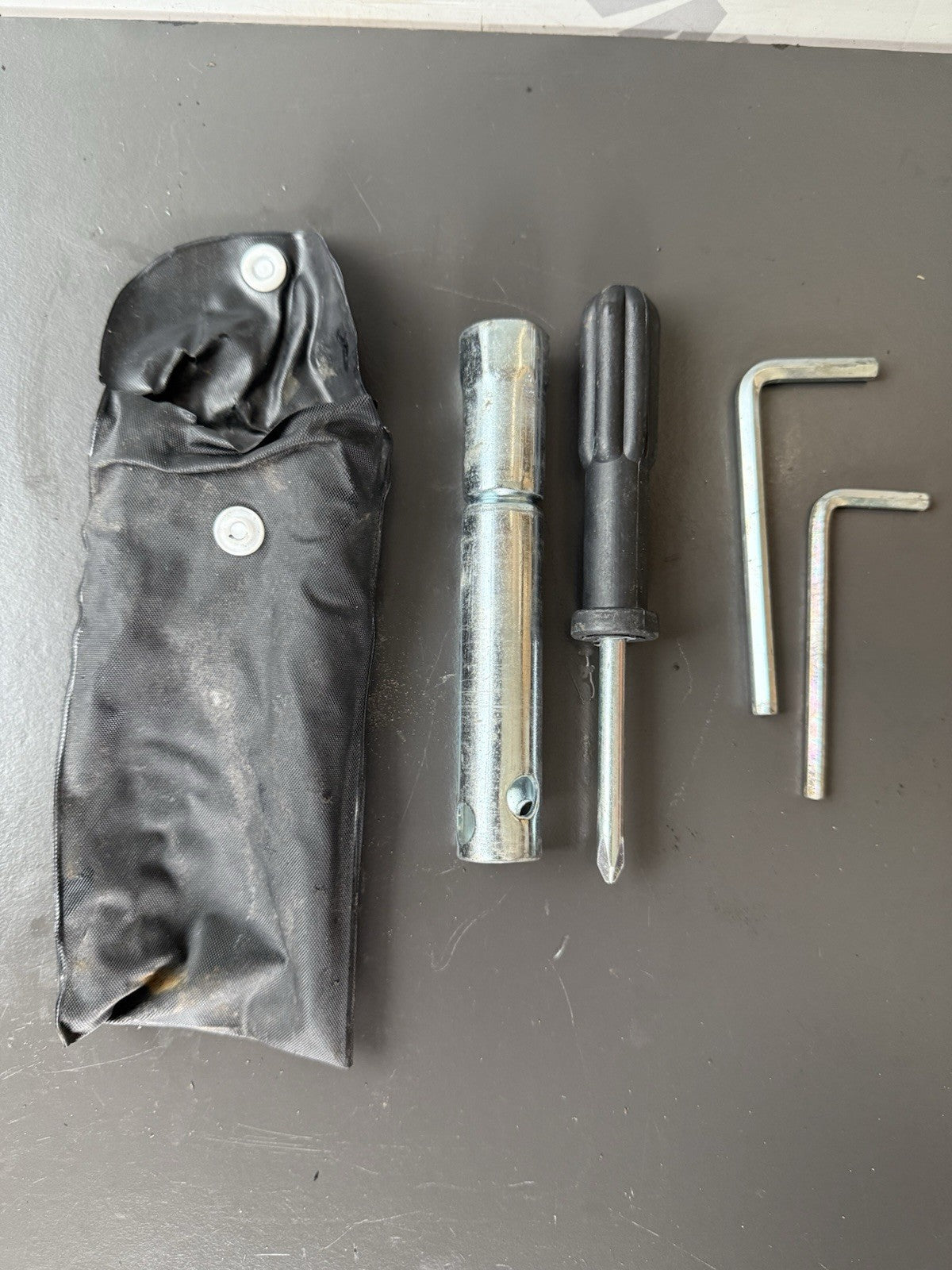 SUZUKI GSXS 125 TOOLKIT Suzuki GSXS 125 Toolkit 2017-2021 GSXS 125 Tool Kit OEM
