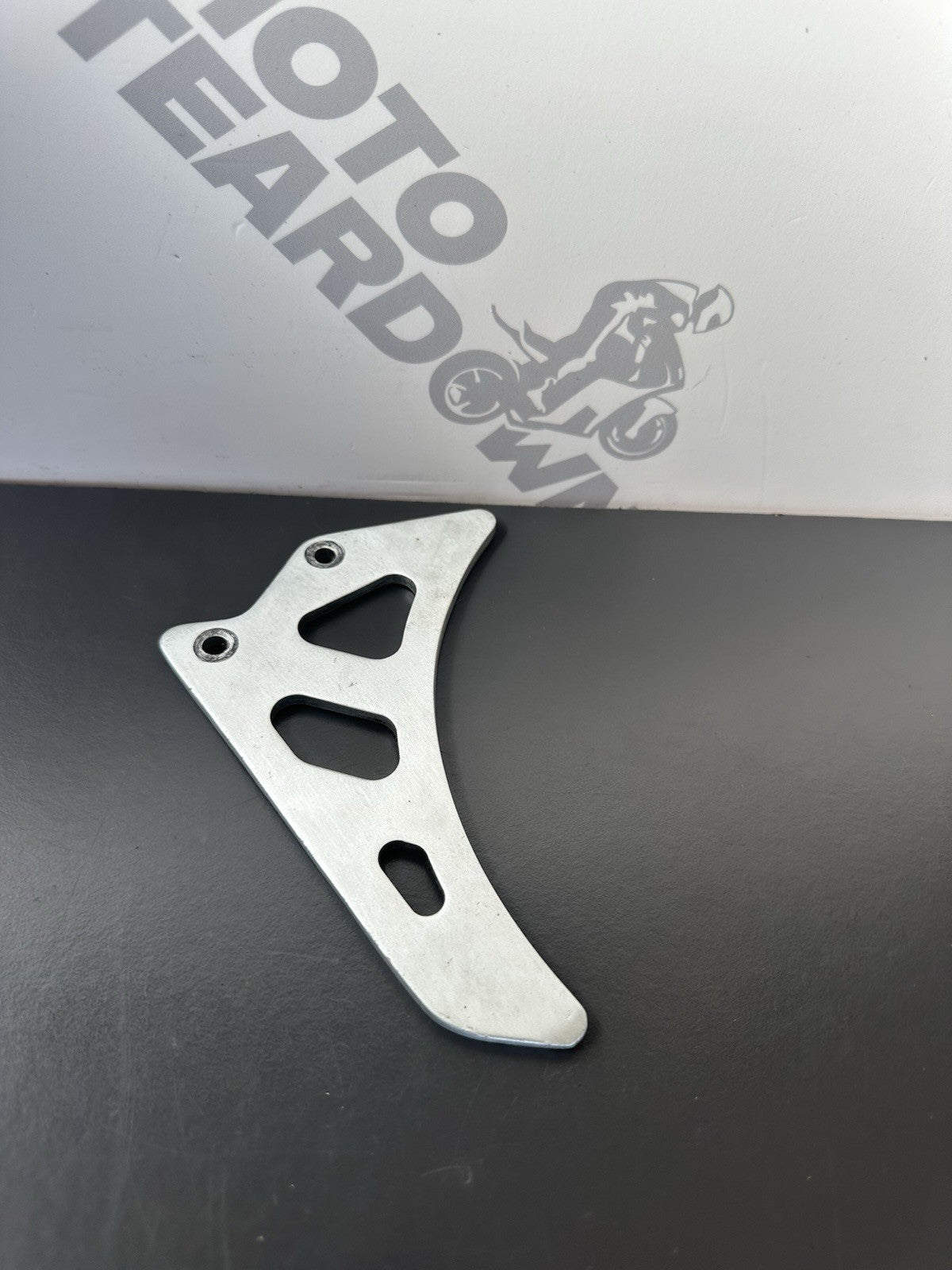 Triumph Speed Triple 1050 2011-2015 Chain Alloy Chain Guard Chain Guard OEM