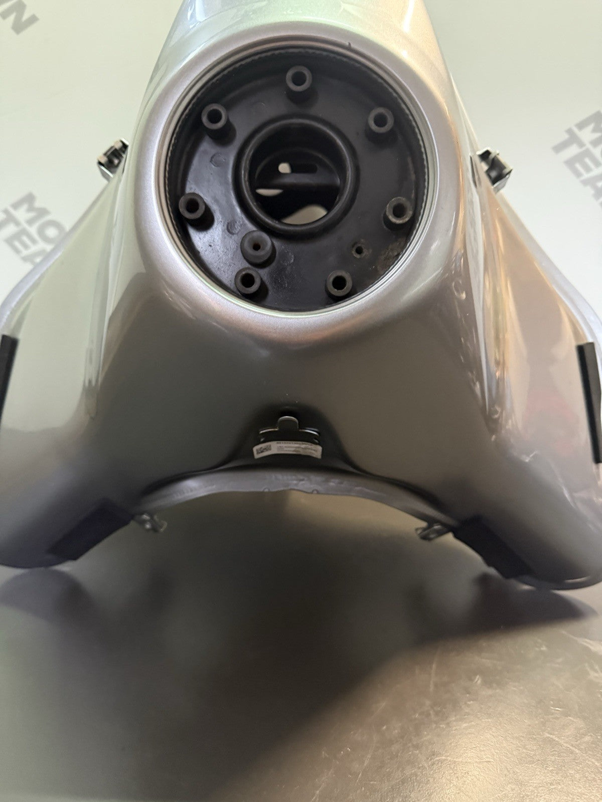 8fe79ebe-4eda-4683-b9af-77da92343617