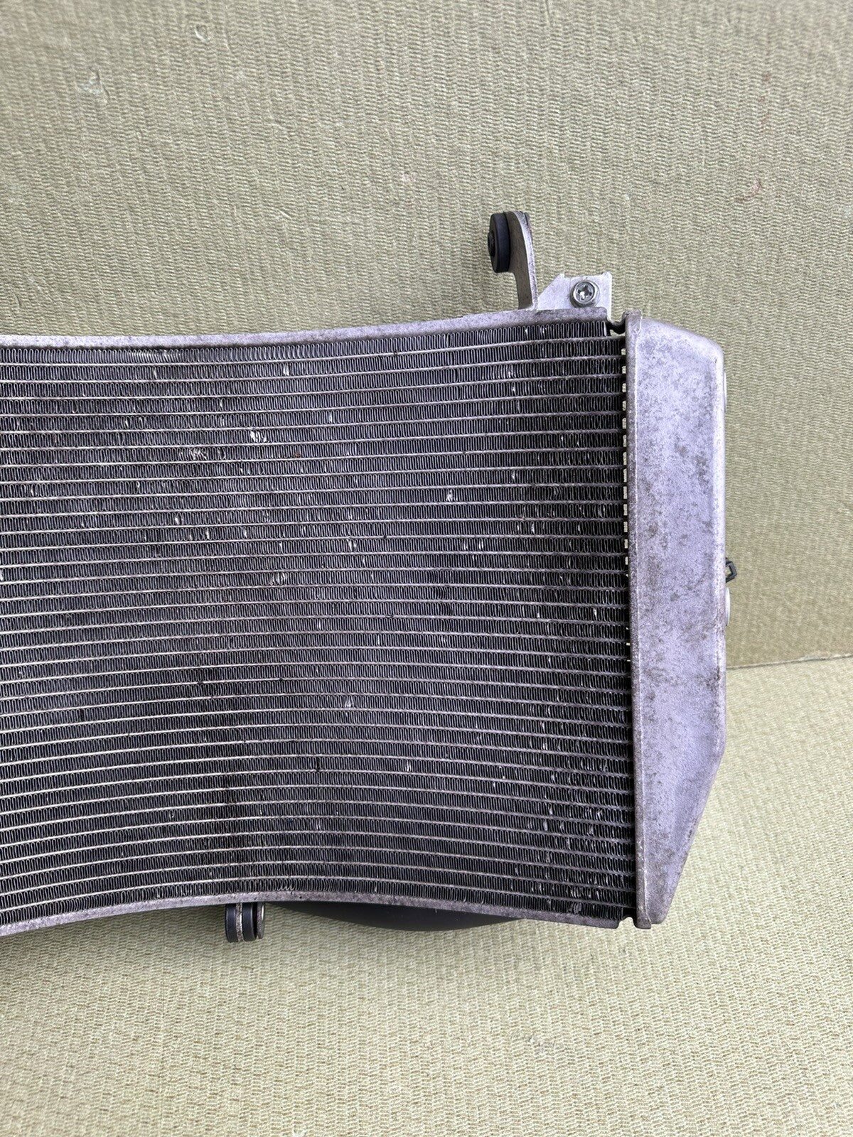 YAMAHA R1 14B RADIATOR AND FANS BIG BANG YZF 1000 2009-2014 Yamaha R1 Radiator