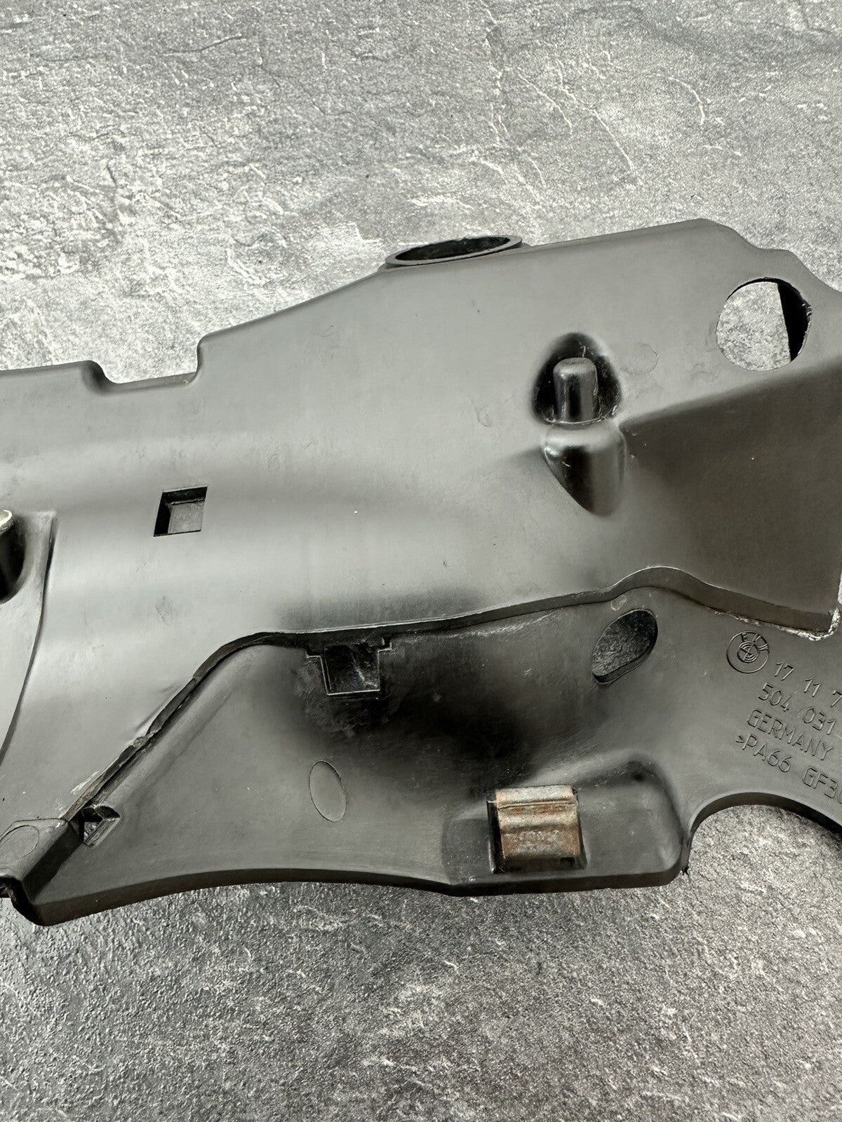 BMW S1000R 2017 EVAP Bracket Radiator Shroud Splash Guard 2018-2021 3534 Miles