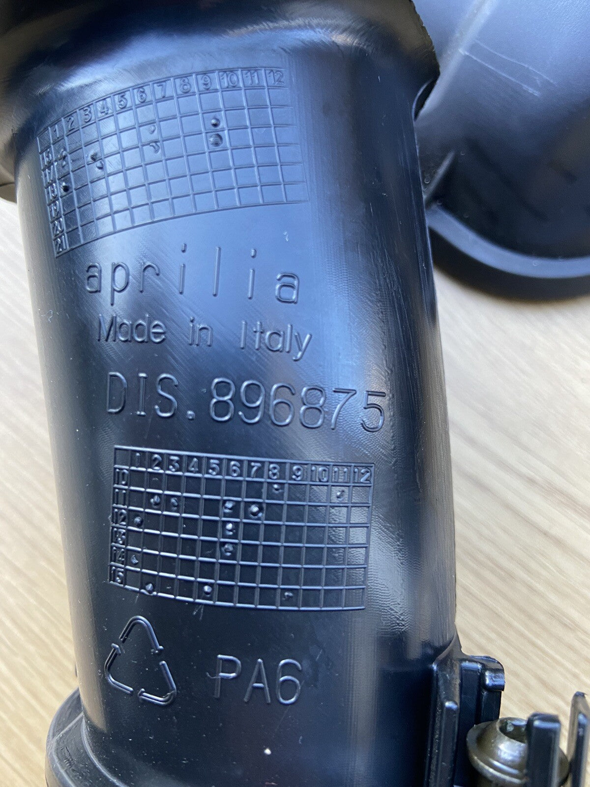 APRILIA TUONO V4 1100 FACTORY Top Part Of AIR BOX Trumpets 2019 OEM SPARES