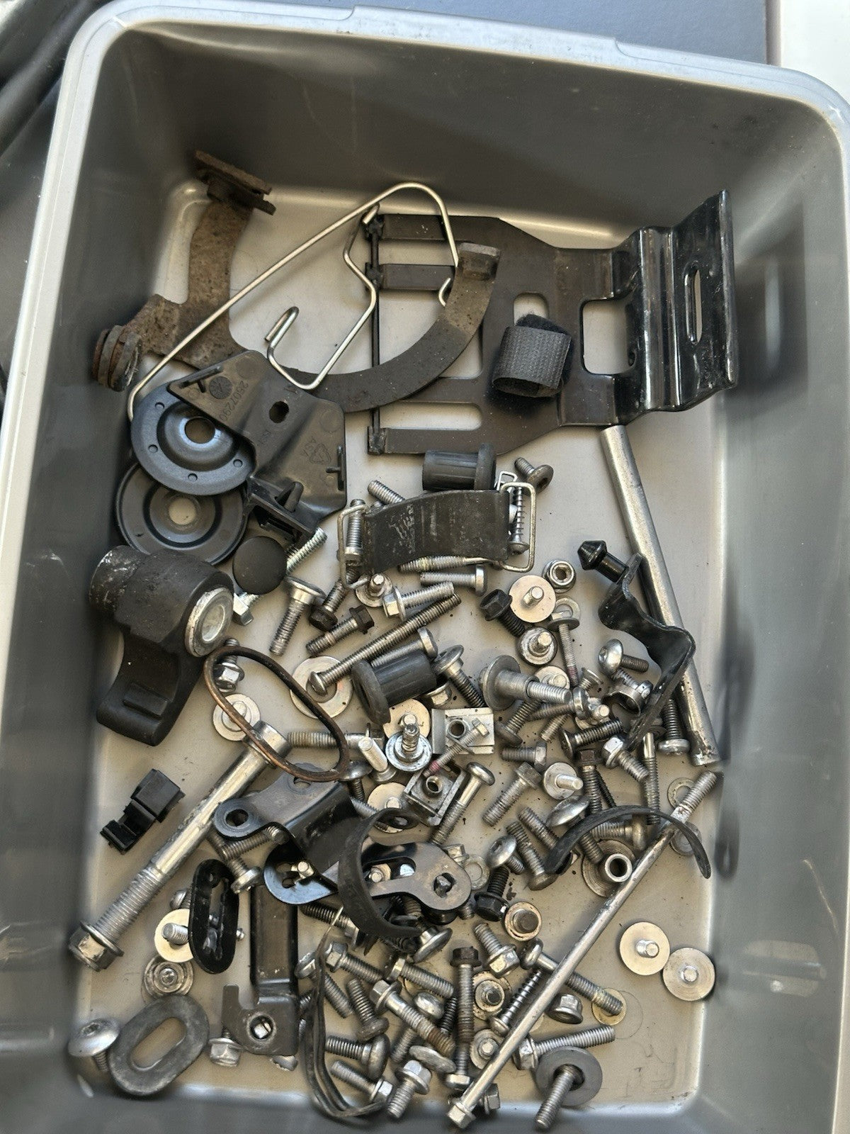 TRIUMPH SPEED TRIPLE 1050 2011-2015 NUTS BOLTS SPARES Job Lot Bolts 1050 Job Lot