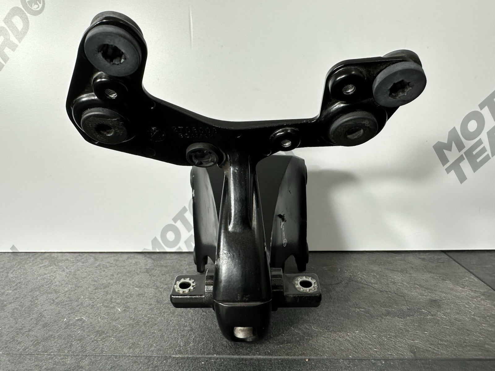 Triumph Street Triple 675 R 2015 Clock Stay Top Bracket 16470m 2013-2016 OEM