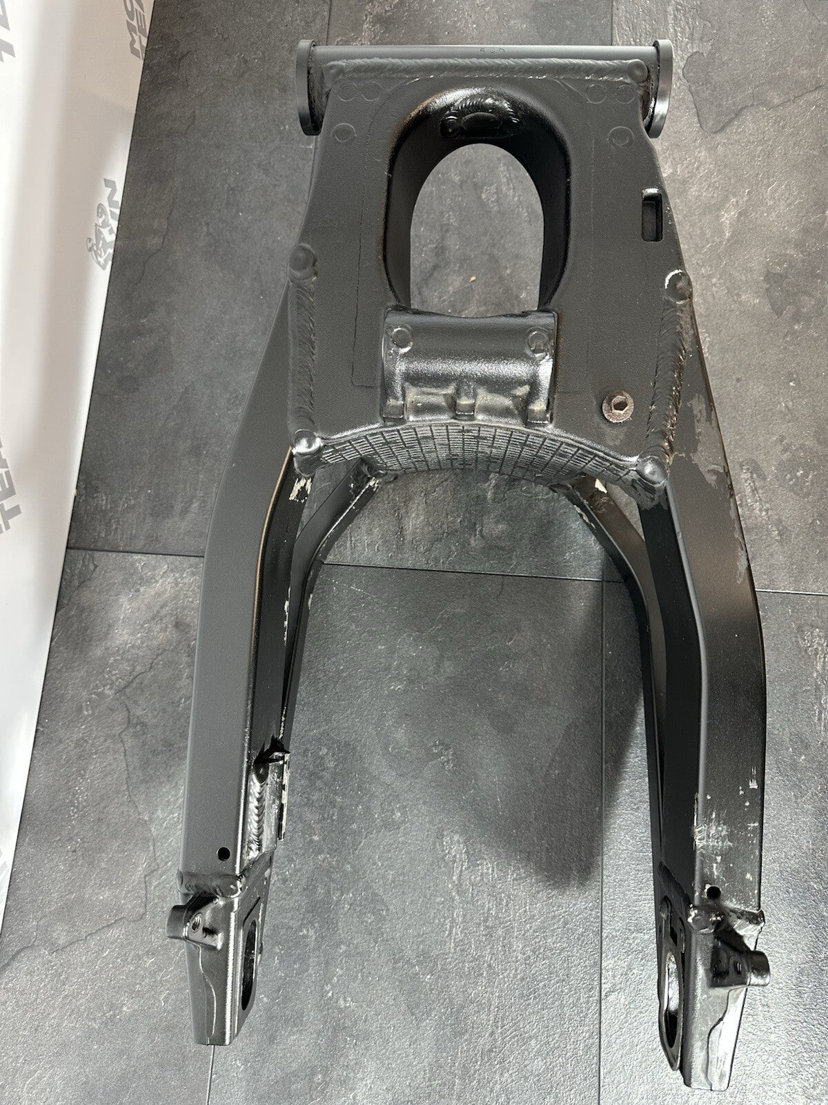 Suzuki GSXR 1300 2016 HAYABUSA Swingarm Rear Swinging Arm 18408 Miles OEM