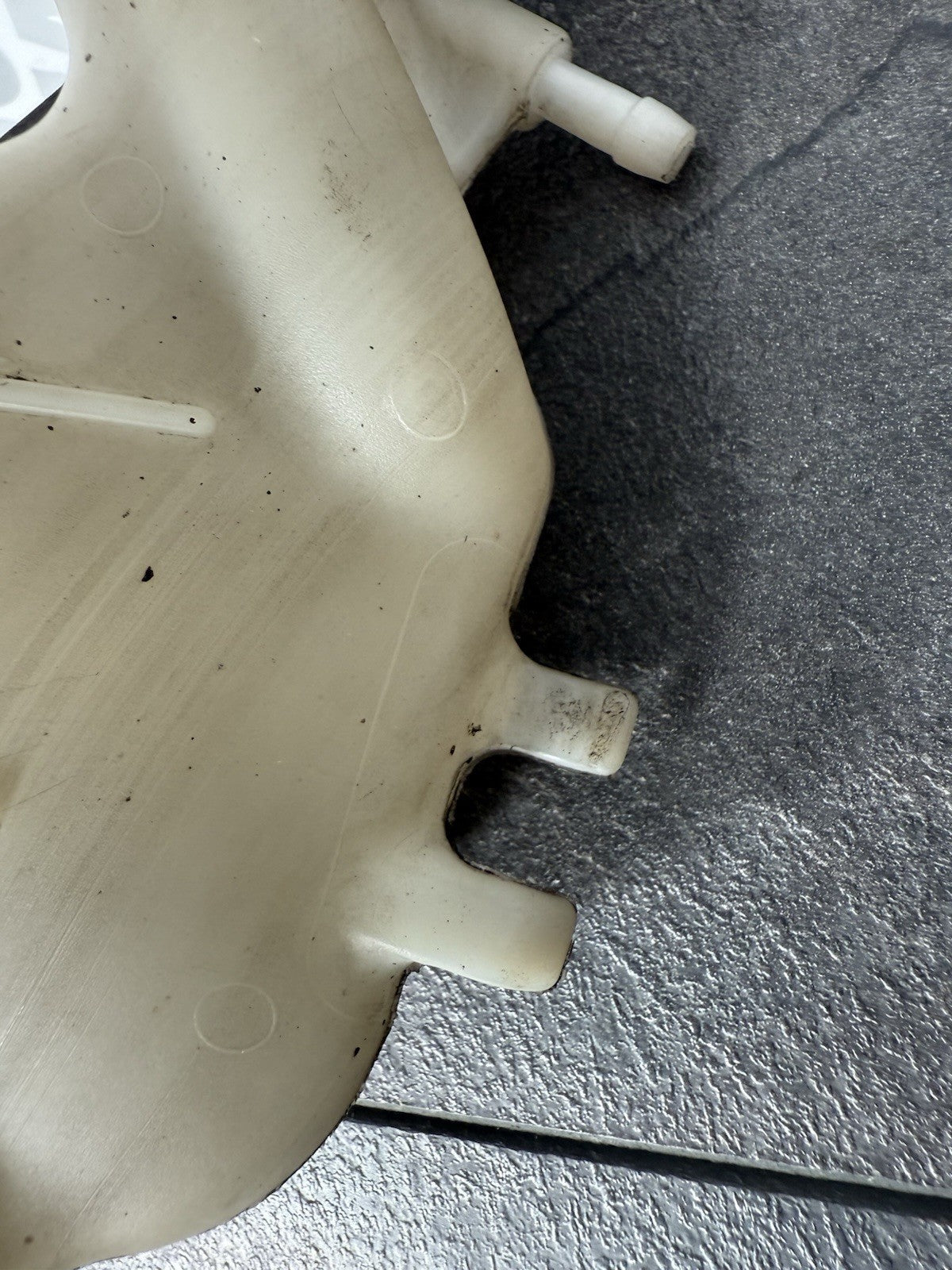 Yamaha YZF R125 R 125 2014 Coolant Reservoir Tank 26983 Miles 2008-2018 OEM