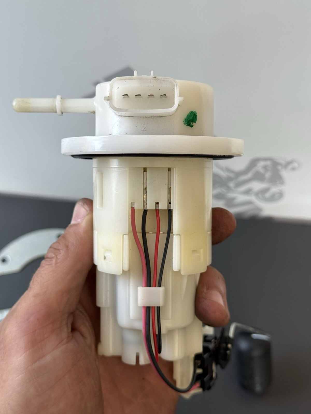 Suzuki GSXS 125 petrol Pump fuel pump 2017 - 2022 Suzuki GSXS 125 Petrol Pump