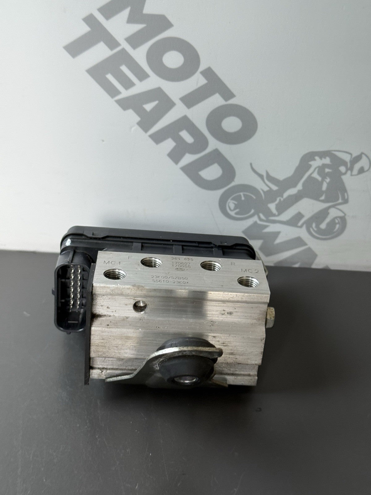 Suzuki GSXS 125 ABS Pump Controller 2017-2021 Suzuki GSXS 125 ABS Pump OEM