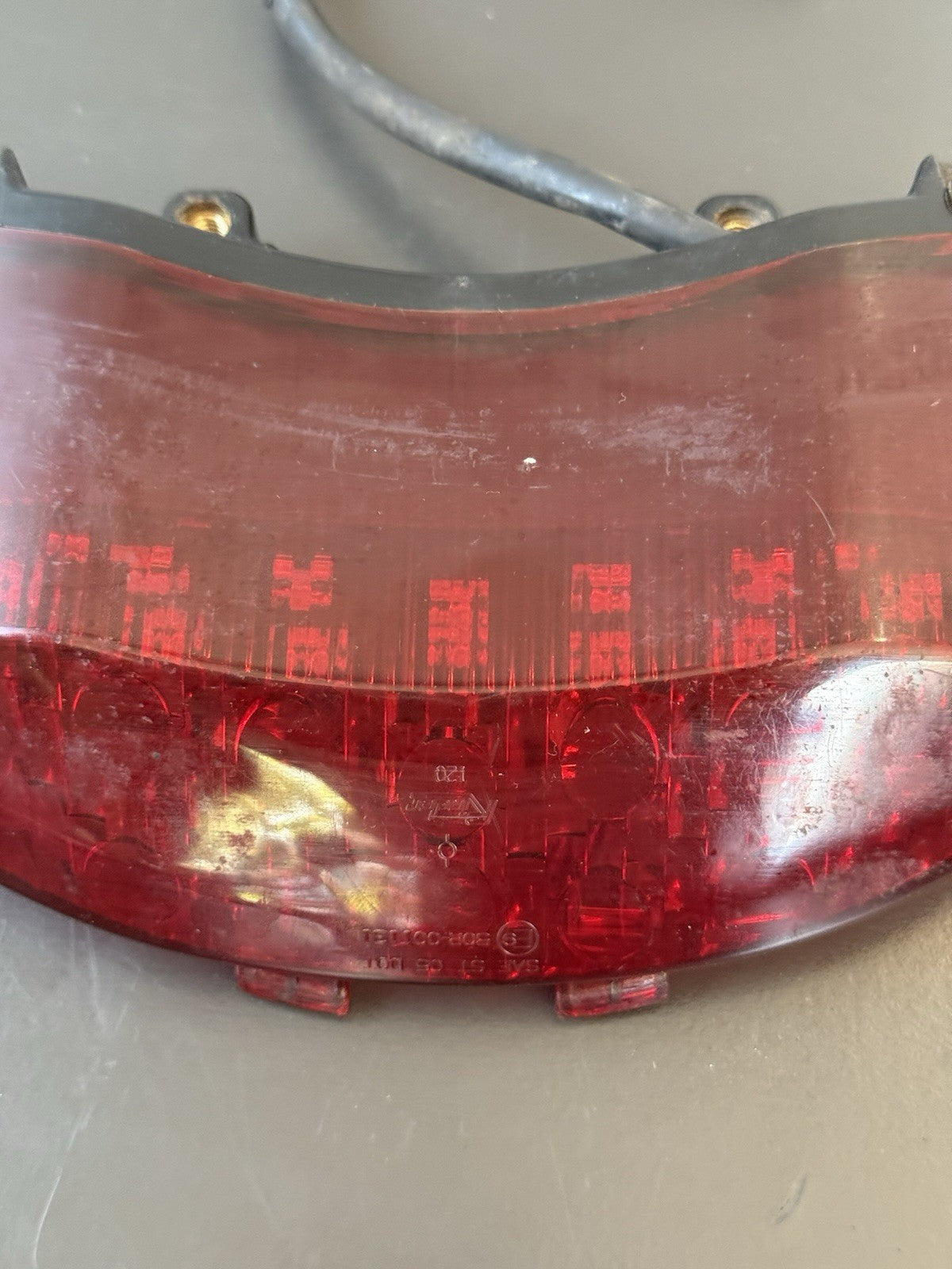 TRIUMPH STREET TRIPLE 675 675R BRAKE TAIL LIGHT - REAR LIGHT BRAKE LIGHT 2007-11