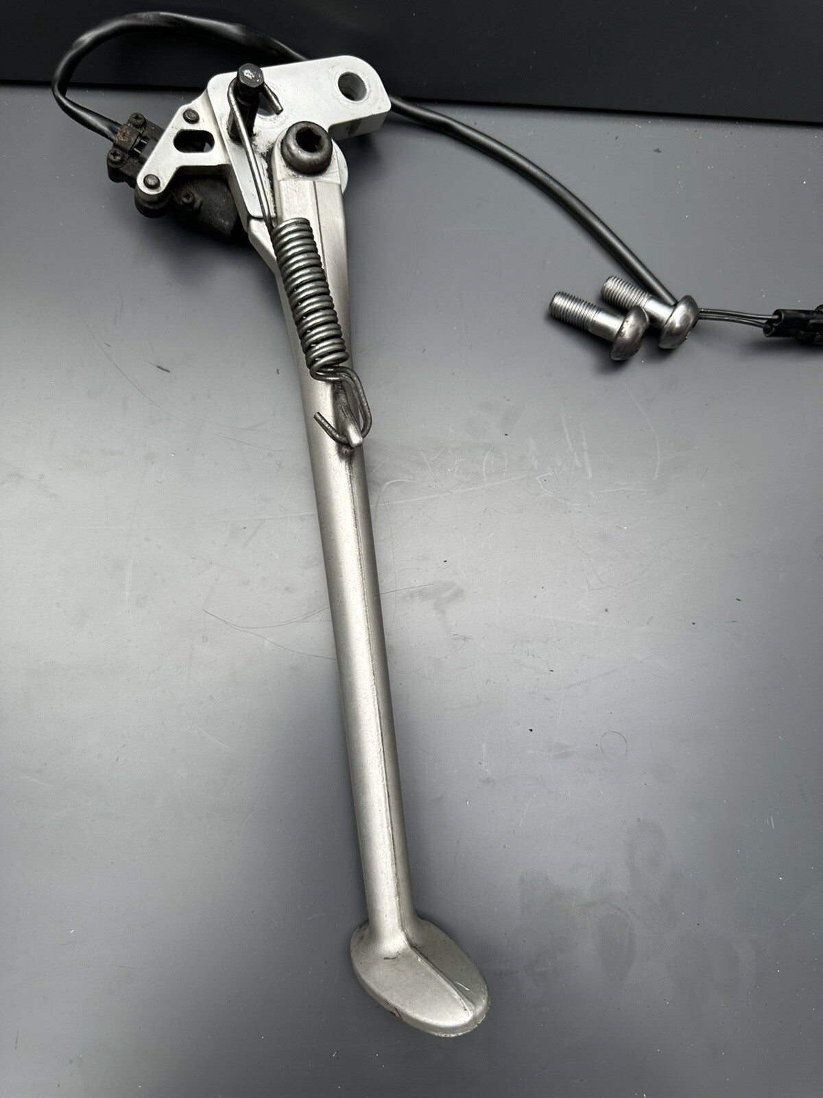 TRIUMPH DAYTONA 675 R KICKSTAND SIDE KICK STAND And Stand Switch 675R Kick Stand
