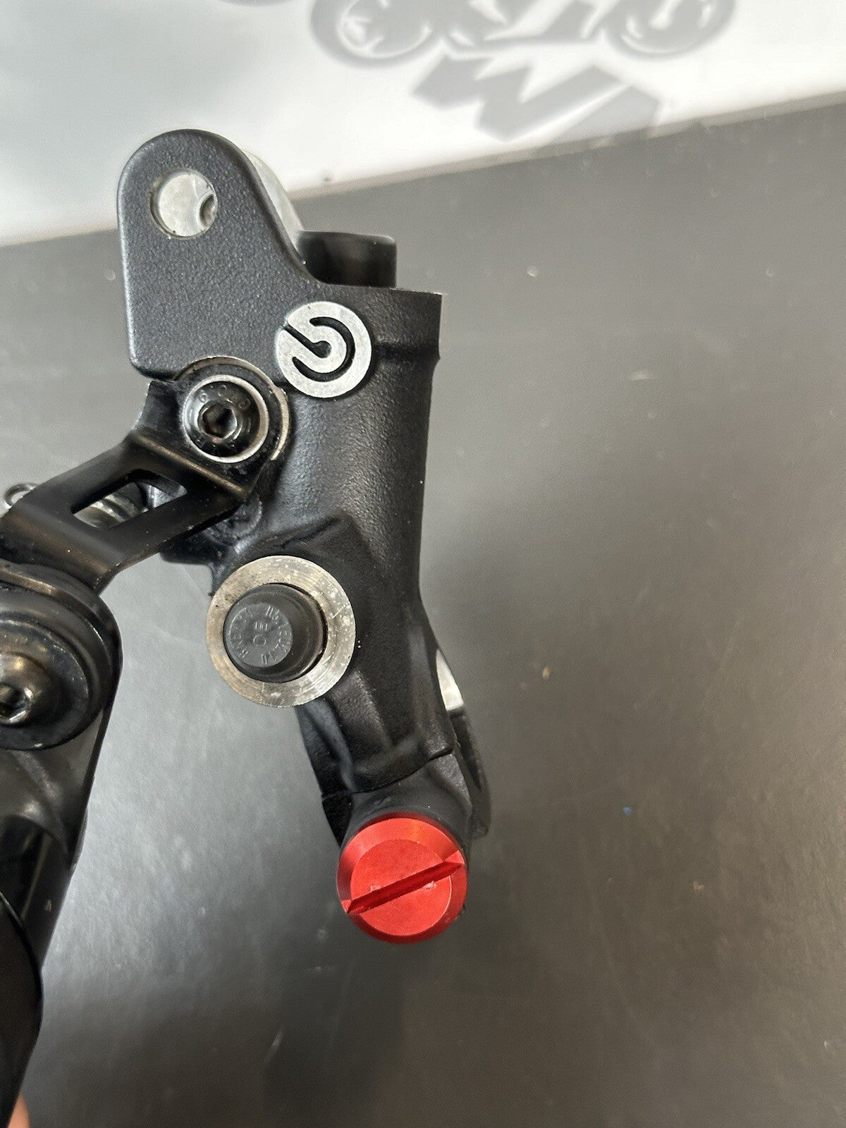 Aprilia Tuono V4 1100 Factory 2017 BREMBO Brake Mastercylinder 9105 Miles RSV4