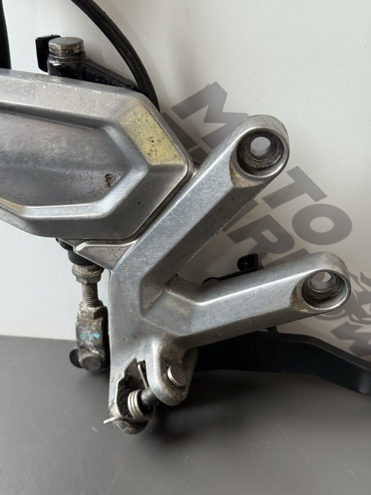 Triumph Trident 660 Right Rearset Footrest Mastercylinder BENT PEDAL 2021-24