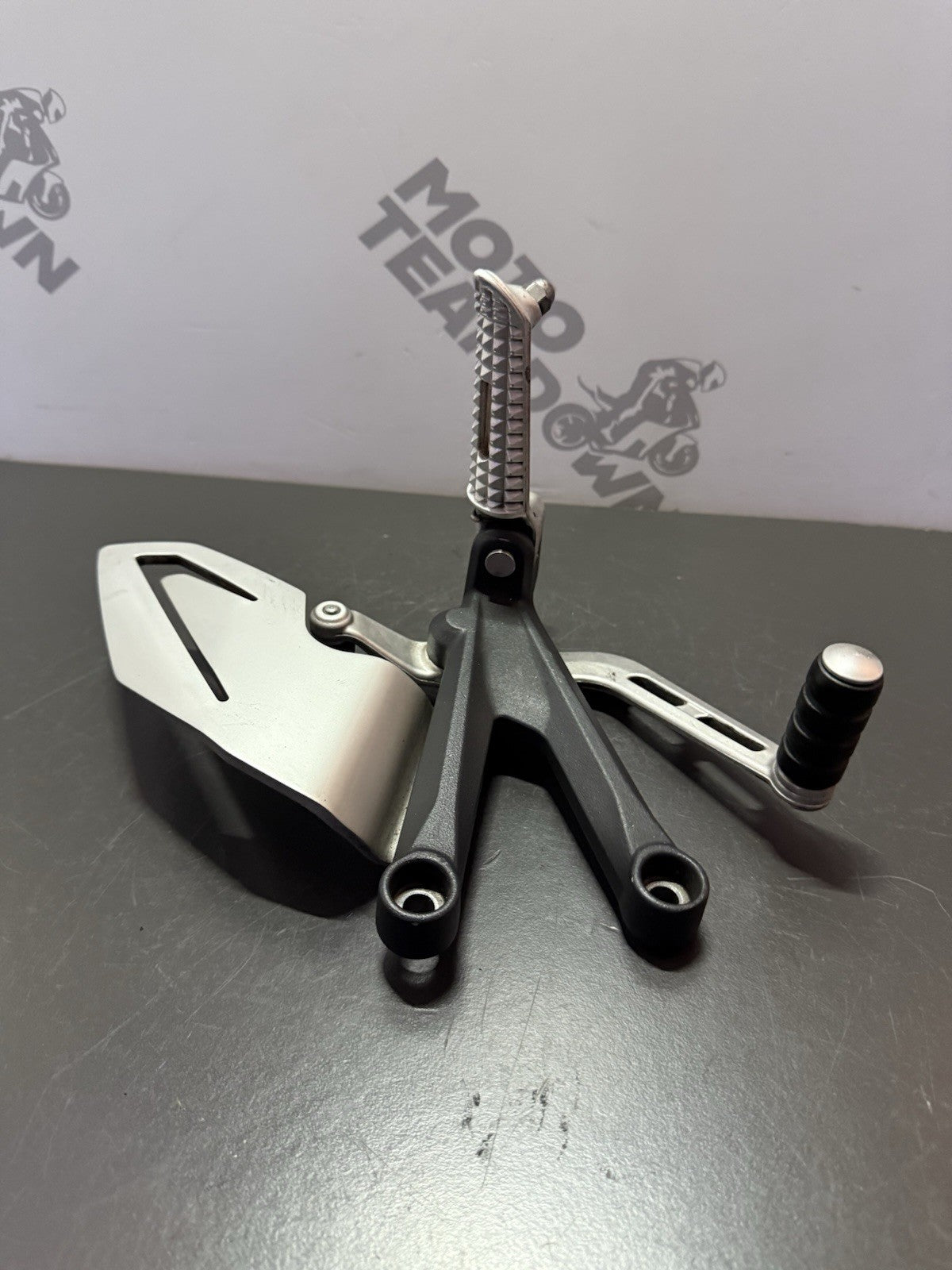 dcf18fdd-edb7-41b8-adfb-2cb238813030