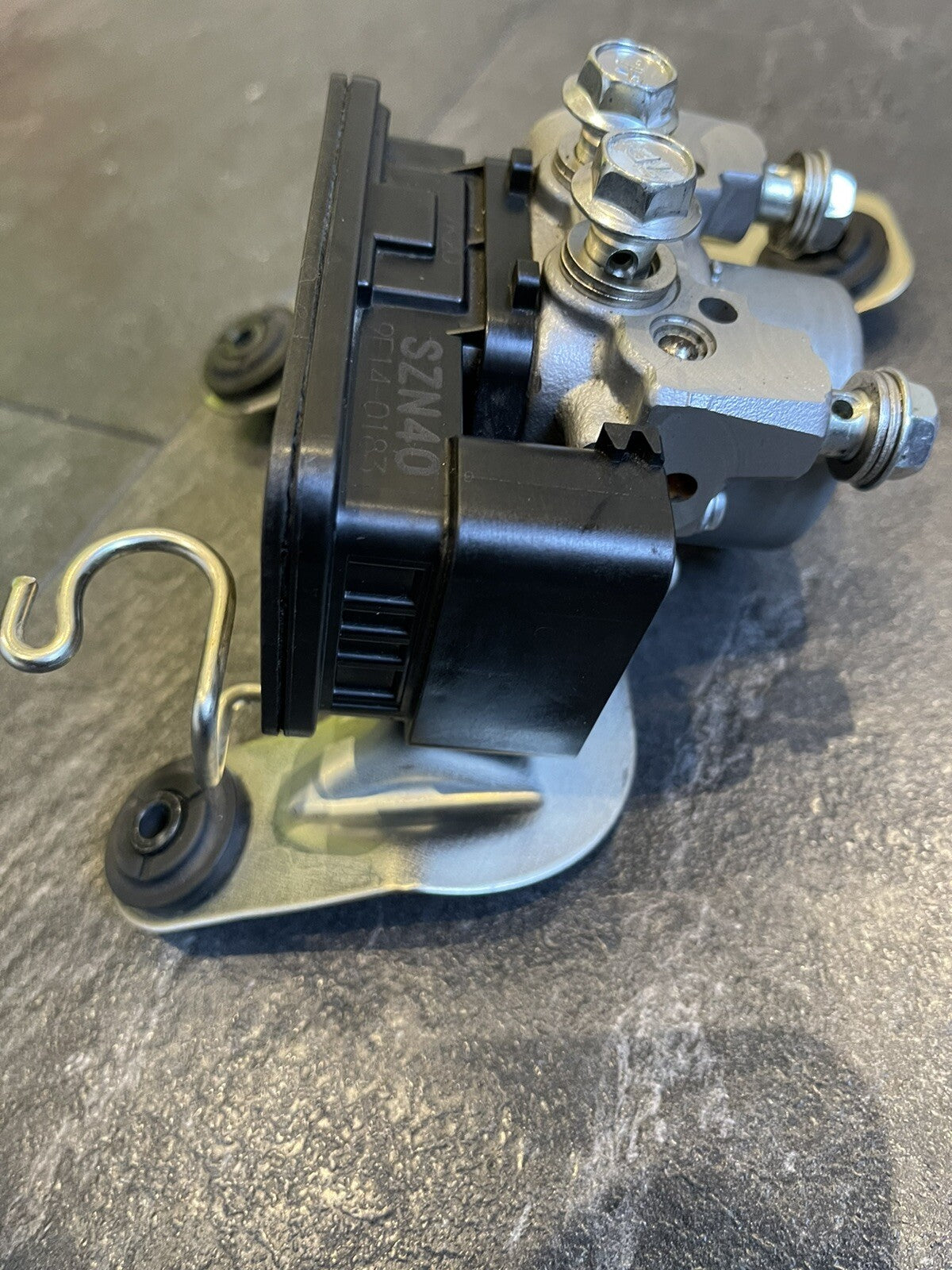 Suzuki GSXR 1000 R 2019 NISSIN ABS Pump Module Regulator 2017-22 WG69 OEM