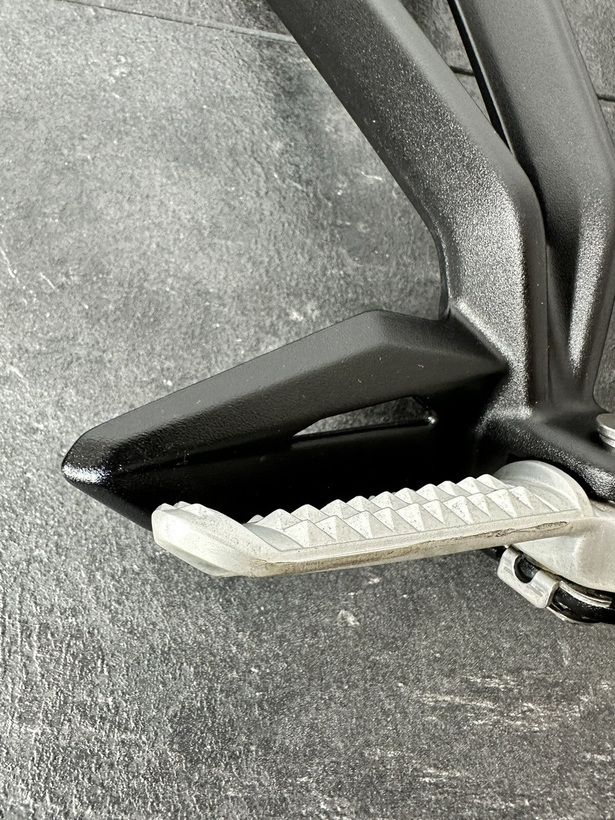 Triumph Street Triple 765 RS 2022 Pillion Footrests Footpegs 2751 Mile 2020 2021