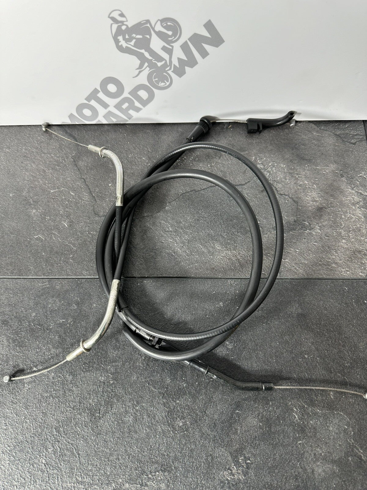 Kawasaki Z800 2016 Throttle Cables Accelerator Cable 12691 Miles 2013-2018 OEM