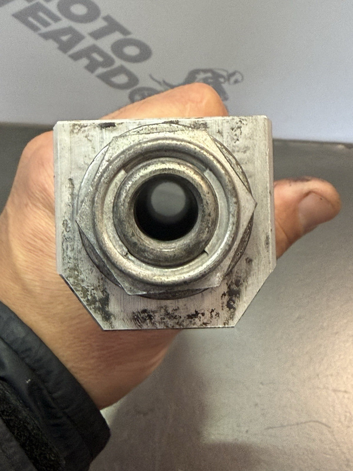 410b5704-def6-4b42-87d7-f5f2b67ae519