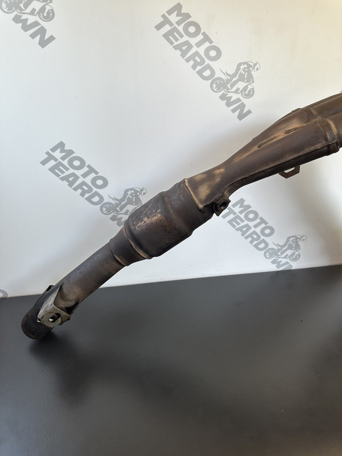 TRIUMPH SPEED TRIPLE 1050 EXHAUST DOWN PIPES CRACKED - SPARES / REPAIRS 19,161m